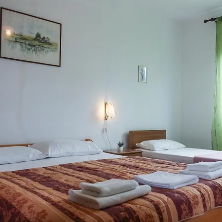 Suzy Apartment *